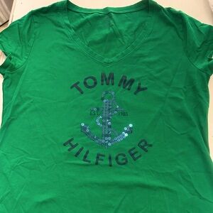 Tommy Hilfiger Green T-Shirt with Anchor Design